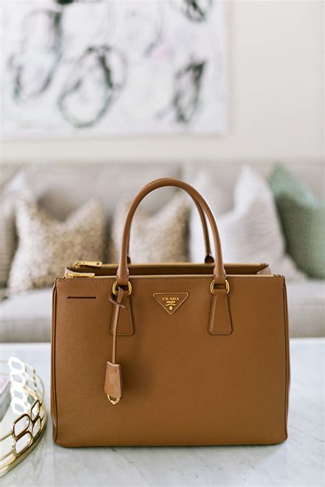 bags like prada saffiano tote